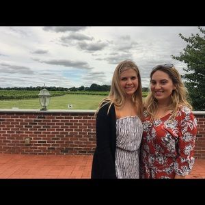 Meet your Posher, Karissa